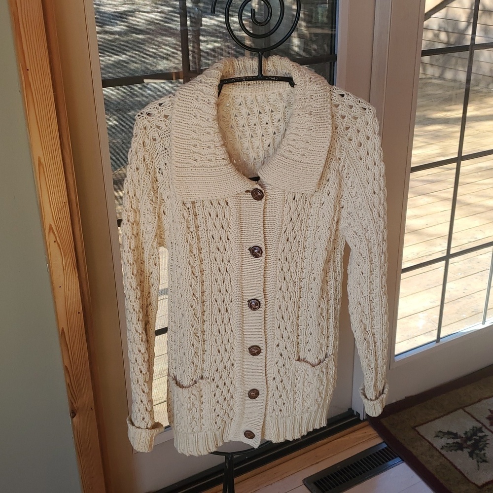 Vintage Wool Cable Knit Cream Leather Wrapped Buttonsβ Sz. M Cardigan